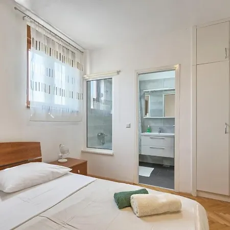 Stinjan Apartment