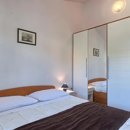 Stinjan Apartment