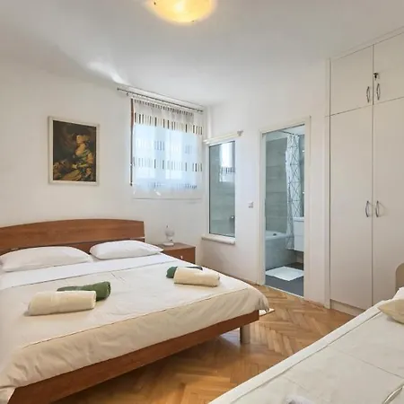 Apartment Stinjan
