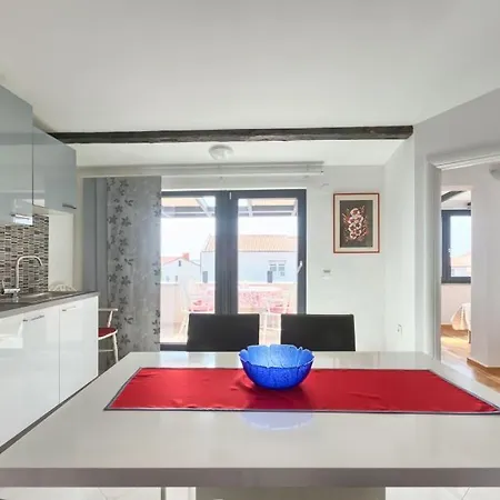 Stinjan Apartament Pula