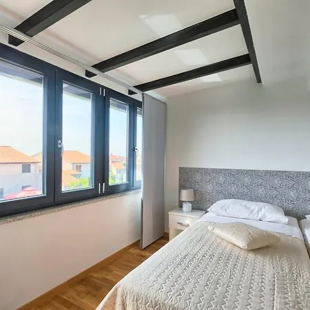 Apartment Stinjan *