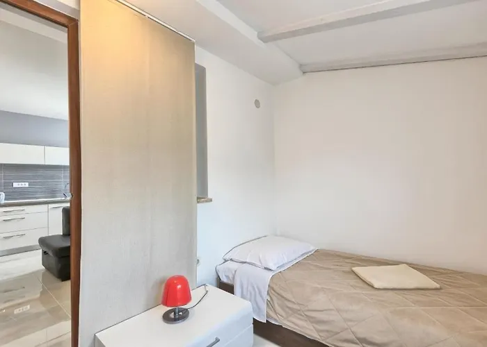 Stinjan Apartman Póla