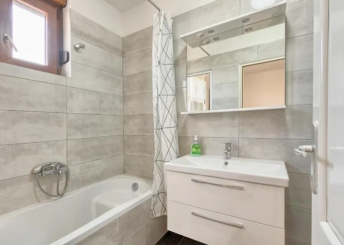 Apartman Stinjan Póla